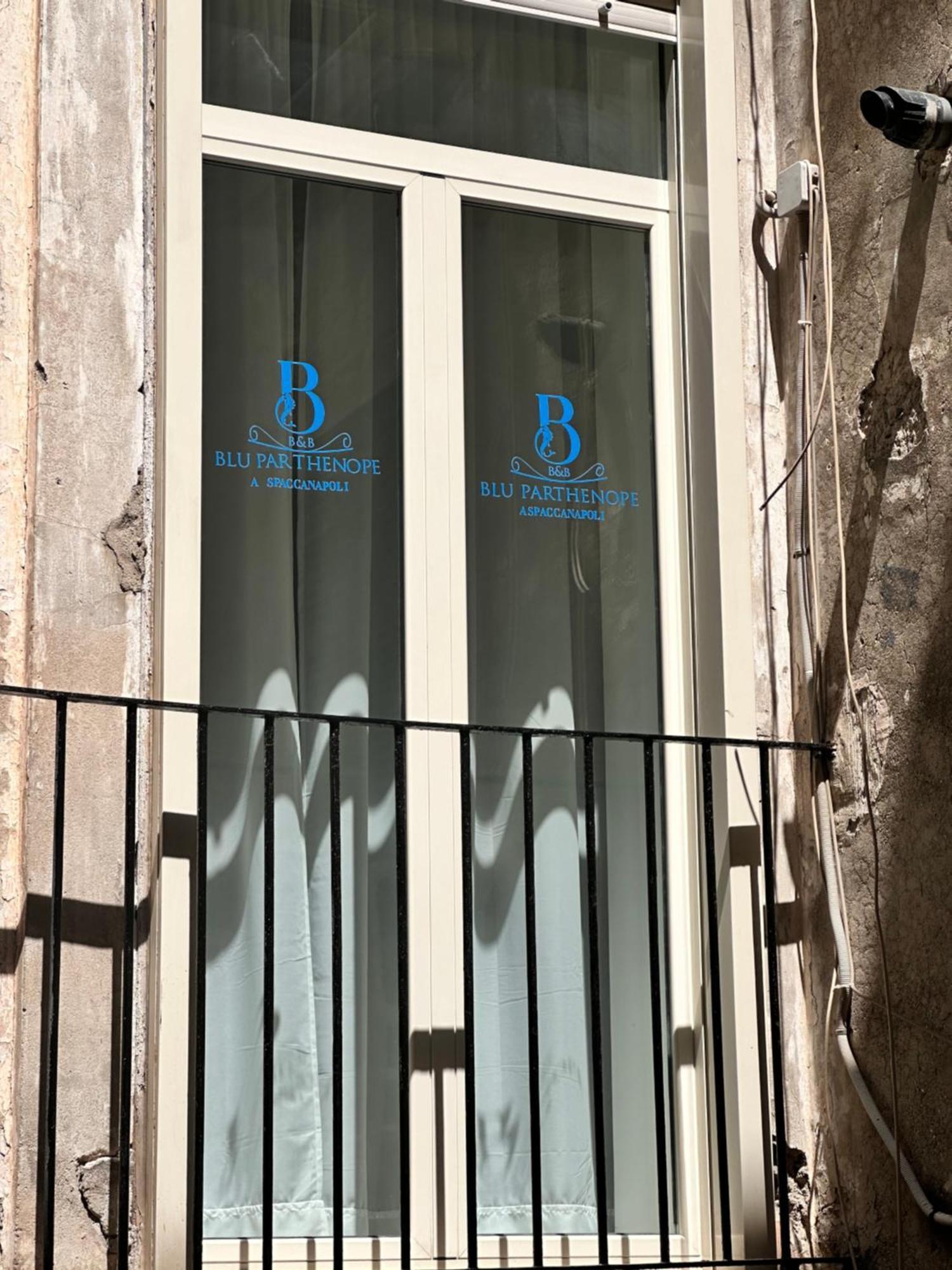 Blu Parthenope A Spaccanapoli Exterior foto